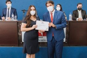 OAB Sumar&eacute; realiza a 1&ordf; entrega do ano das carteiras aos novos Advogados