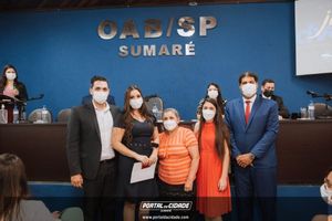 OAB Sumar&eacute; realiza a 1&ordf; entrega do ano das carteiras aos novos Advogados