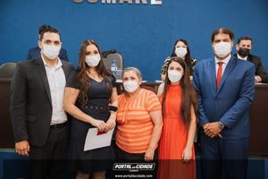 OAB Sumar&eacute; realiza a 1&ordf; entrega do ano das carteiras aos novos Advogados