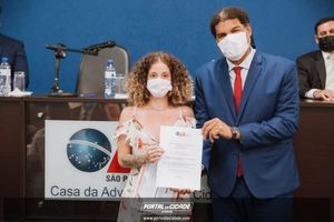 OAB Sumar&eacute; realiza a 1&ordf; entrega do ano das carteiras aos novos Advogados