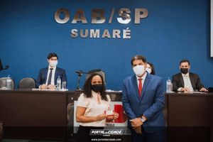 OAB Sumar&eacute; realiza a 1&ordf; entrega do ano das carteiras aos novos Advogados