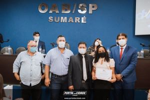 OAB Sumar&eacute; realiza a 1&ordf; entrega do ano das carteiras aos novos Advogados