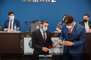 OAB Sumar&eacute; realiza a 1&ordf; entrega do ano das carteiras aos novos Advogados