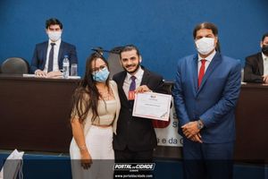 OAB Sumar&eacute; realiza a 1&ordf; entrega do ano das carteiras aos novos Advogados