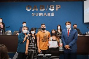 OAB Sumar&eacute; realiza a 1&ordf; entrega do ano das carteiras aos novos Advogados