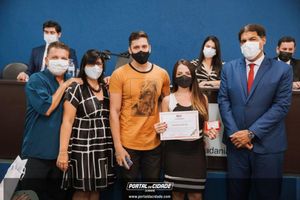 OAB Sumar&eacute; realiza a 1&ordf; entrega do ano das carteiras aos novos Advogados