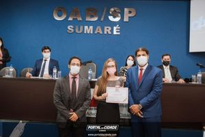 OAB Sumar&eacute; realiza a 1&ordf; entrega do ano das carteiras aos novos Advogados