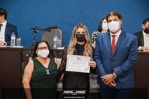 OAB Sumar&eacute; realiza a 1&ordf; entrega do ano das carteiras aos novos Advogados