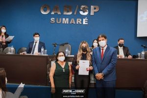 OAB Sumar&eacute; realiza a 1&ordf; entrega do ano das carteiras aos novos Advogados