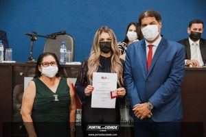 OAB Sumar&eacute; realiza a 1&ordf; entrega do ano das carteiras aos novos Advogados