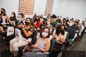 OAB Sumar&eacute; realiza a 1&ordf; entrega do ano das carteiras aos novos Advogados