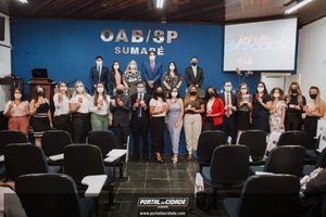 OAB Sumar&eacute; realiza a 1&ordf; entrega do ano das carteiras aos novos Advogados