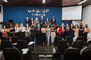 OAB Sumar&eacute; realiza a 1&ordf; entrega do ano das carteiras aos novos Advogados