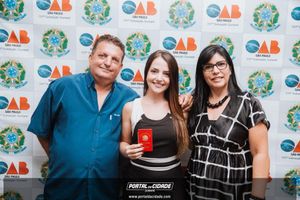 OAB Sumar&eacute; realiza a 1&ordf; entrega do ano das carteiras aos novos Advogados