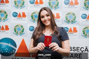 OAB Sumar&eacute; realiza a 1&ordf; entrega do ano das carteiras aos novos Advogados