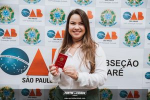 OAB Sumar&eacute; realiza a 1&ordf; entrega do ano das carteiras aos novos Advogados