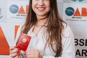 OAB Sumar&eacute; realiza a 1&ordf; entrega do ano das carteiras aos novos Advogados