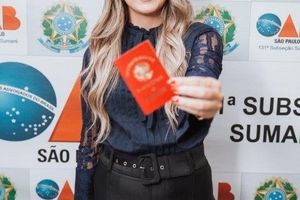 OAB Sumar&eacute; realiza a 1&ordf; entrega do ano das carteiras aos novos Advogados