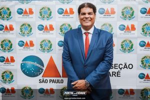 OAB Sumar&eacute; realiza a 1&ordf; entrega do ano das carteiras aos novos Advogados