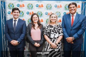 OAB Sumar&eacute; realiza a 1&ordf; entrega do ano das carteiras aos novos Advogados