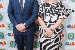 OAB Sumar&eacute; realiza a 1&ordf; entrega do ano das carteiras aos novos Advogados