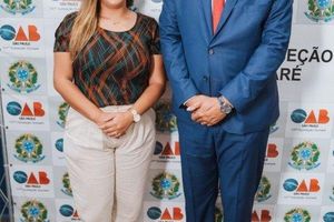 OAB Sumar&eacute; realiza a 1&ordf; entrega do ano das carteiras aos novos Advogados