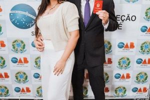 OAB Sumar&eacute; realiza a 1&ordf; entrega do ano das carteiras aos novos Advogados