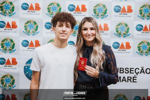 OAB Sumar&eacute; realiza a 1&ordf; entrega do ano das carteiras aos novos Advogados