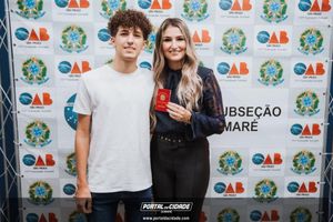 OAB Sumar&eacute; realiza a 1&ordf; entrega do ano das carteiras aos novos Advogados