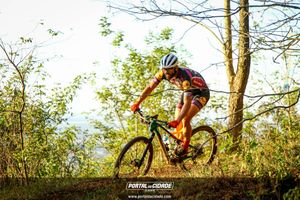 Equipe de MTB A&ccedil;a&iacute; Mil e Ross Sumar&eacute; no Festival Brasil Ride Warn Up Botucatu 2022