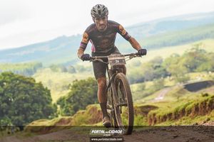 Equipe de MTB A&ccedil;a&iacute; Mil e Ross Sumar&eacute; no Festival Brasil Ride Warn Up Botucatu 2022