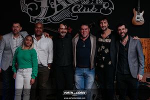1&ordf; Noite do Jack Blues in the Night