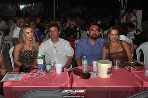 Festa das M&atilde;es no Clube Cara & Coroa