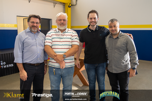 Inaugura&ccedil;&atilde;o da Tri&acirc;ngulo Metais