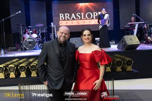 Noite Destaques do Ano - Braslopes Pesquisas