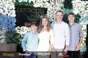 Noite Destaques do Ano - Braslopes Pesquisas