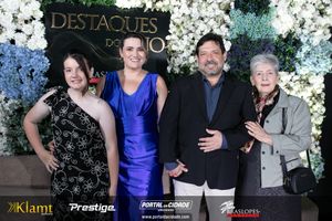 Noite Destaques do Ano - Braslopes Pesquisas