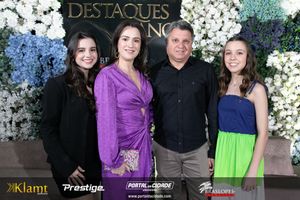 Noite Destaques do Ano - Braslopes Pesquisas