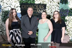 Noite Destaques do Ano - Braslopes Pesquisas