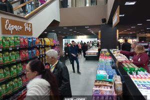 Inaugura&ccedil;&atilde;o do Supermercado Bahniuk na Avenida Manoel Ribas