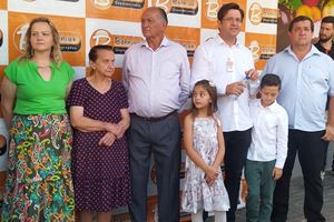  Inaugura&ccedil;&atilde;o do primeiro Bahniuk Supermercado de Porto Uni&atilde;o