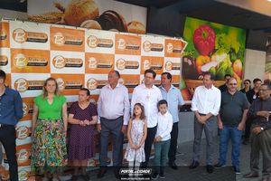  Inaugura&ccedil;&atilde;o do primeiro Bahniuk Supermercado de Porto Uni&atilde;o