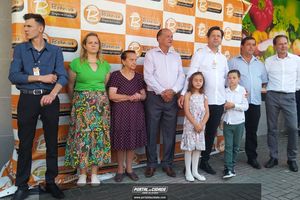  Inaugura&ccedil;&atilde;o do primeiro Bahniuk Supermercado de Porto Uni&atilde;o