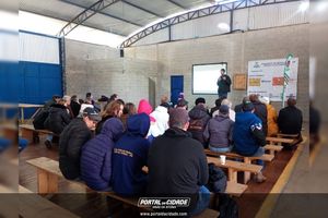 Evento Molimel - Associa&ccedil;&atilde;o de Desenvolvimento Ap&iacute;cola do Rio Espingarda