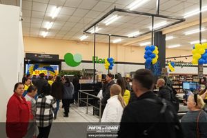 Superp&atilde;o volta &agrave; Bento Munhoz com loja ampliada e mais variedades