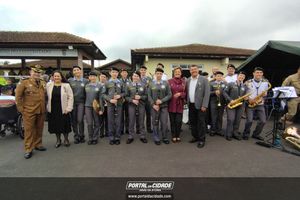 PMPR celebra 171 anos com homenagens no 27&ordm; Batalh&atilde;o