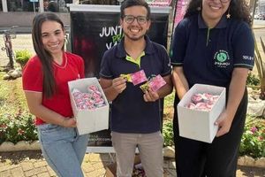 A&ccedil;&atilde;o "M&ecirc;s da Mulher" Unigua&ccedil;u FM