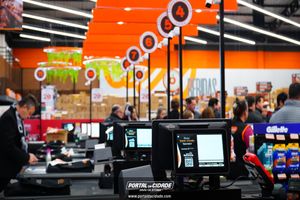 Inaugura&ccedil;&atilde;o Supermercado Bahniuk de Mallet