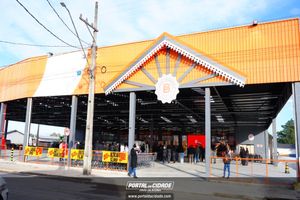 Inaugura&ccedil;&atilde;o Supermercado Bahniuk de Mallet