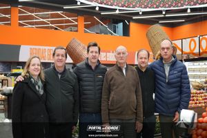 Inaugura&ccedil;&atilde;o Supermercado Bahniuk de Mallet